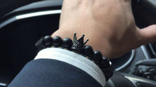 Charger l&#39;image dans la galerie, Stone Crown Bracelet